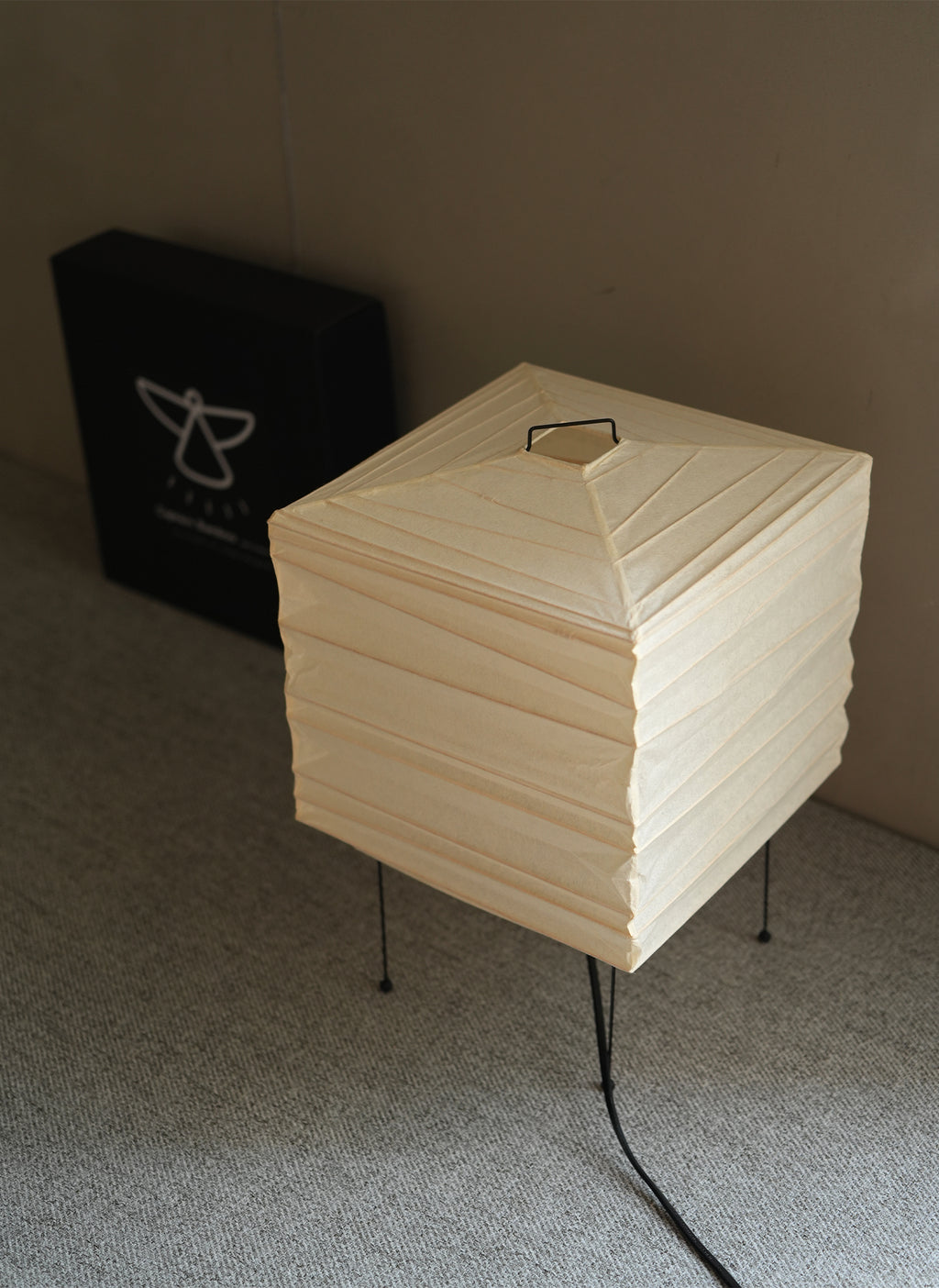 Noguchi AKARI 3X Tripod Floor/table Lamp