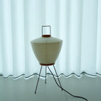 NOGUCHI AKARI 5A — Washi Paper Accent Table Lamp