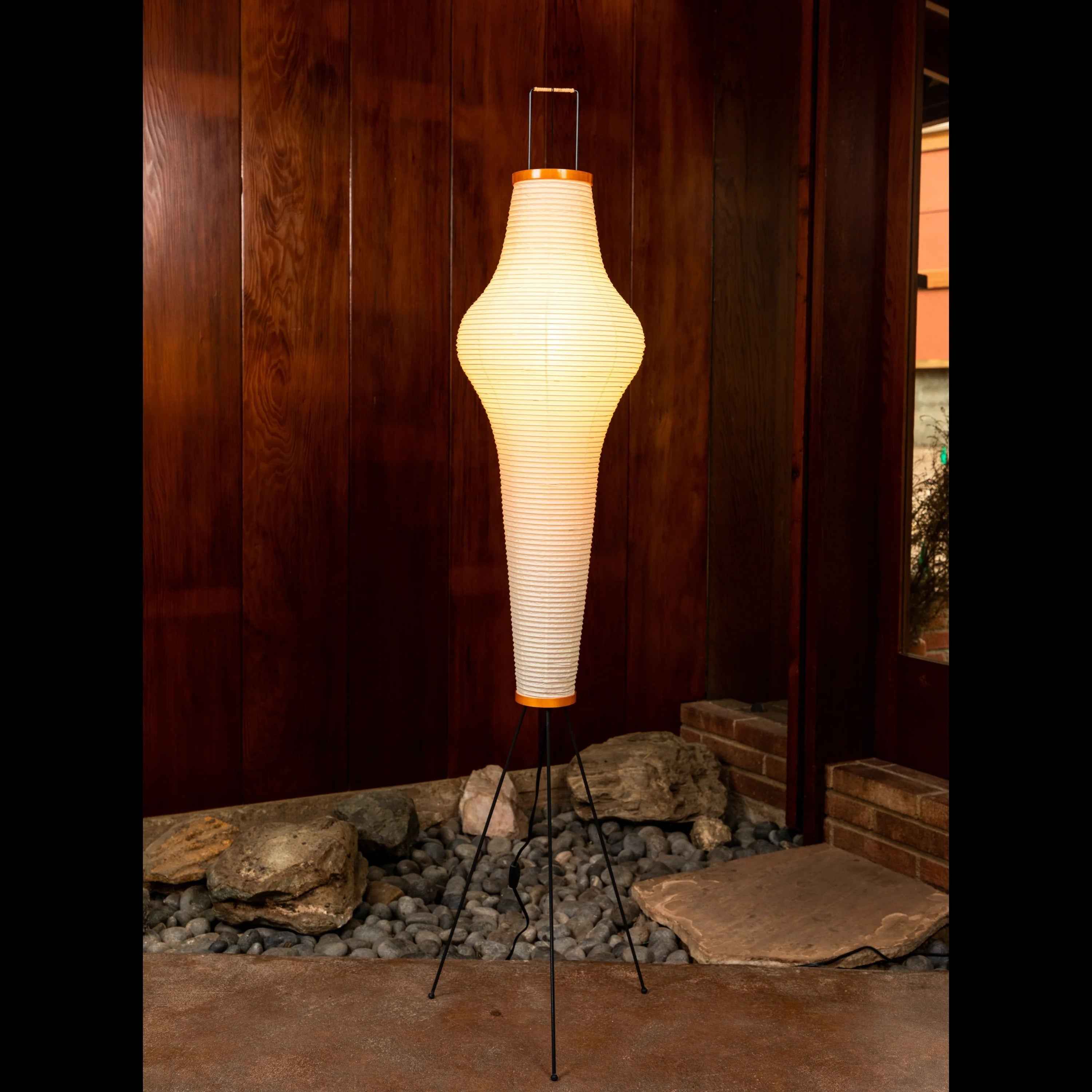 Akari 14A Floor Lamp - Noguchi Style Large Washi Light Sculpture