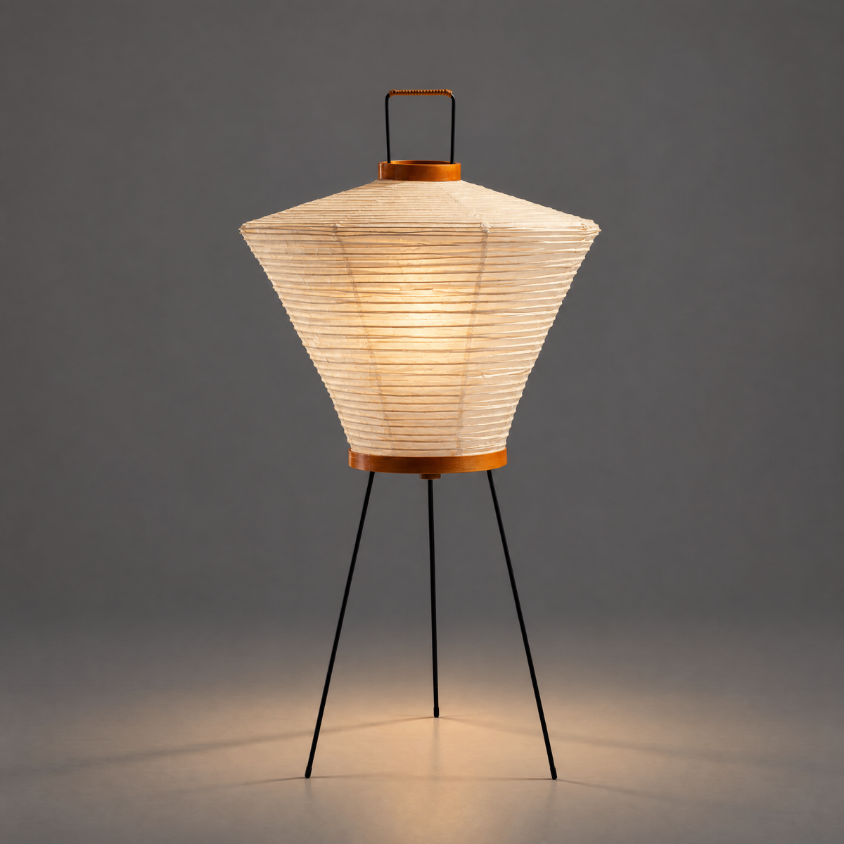 NOGUCHI AKARI 4A Table Lamp — Modern Washi Light Sculpture