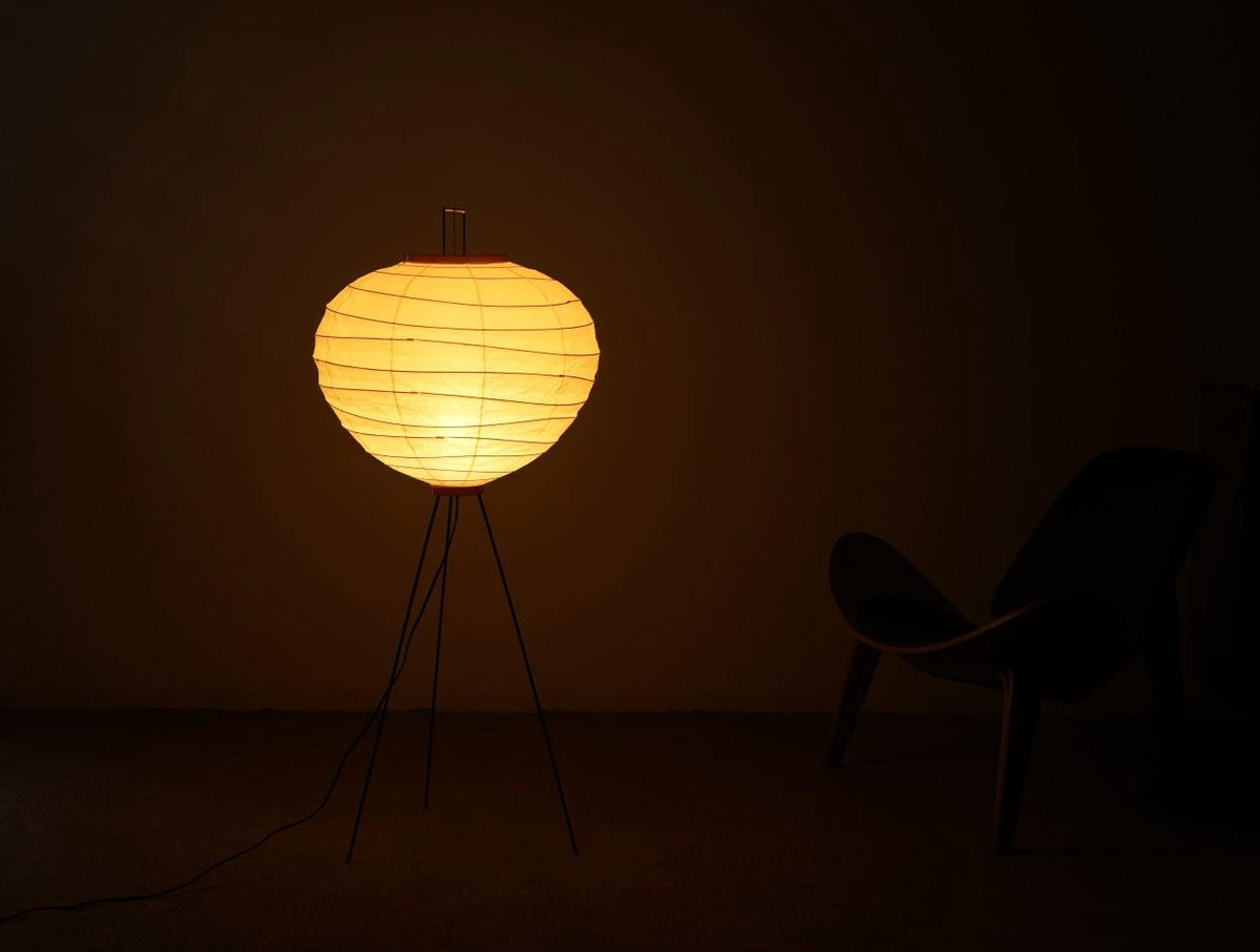 Akari 10D Floor Lamp Replica — Handcrafted Spherical Washi Light Sculpture