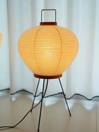 NOGUCHI AKARI 3A Table Lamp — Handcrafted Washi Lighting