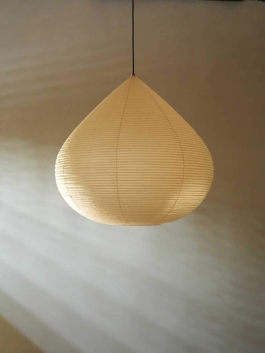Drop Paper Lamp Tokyo K5 Hotel bulbous lantern Onion-Shaped Washi Pendant