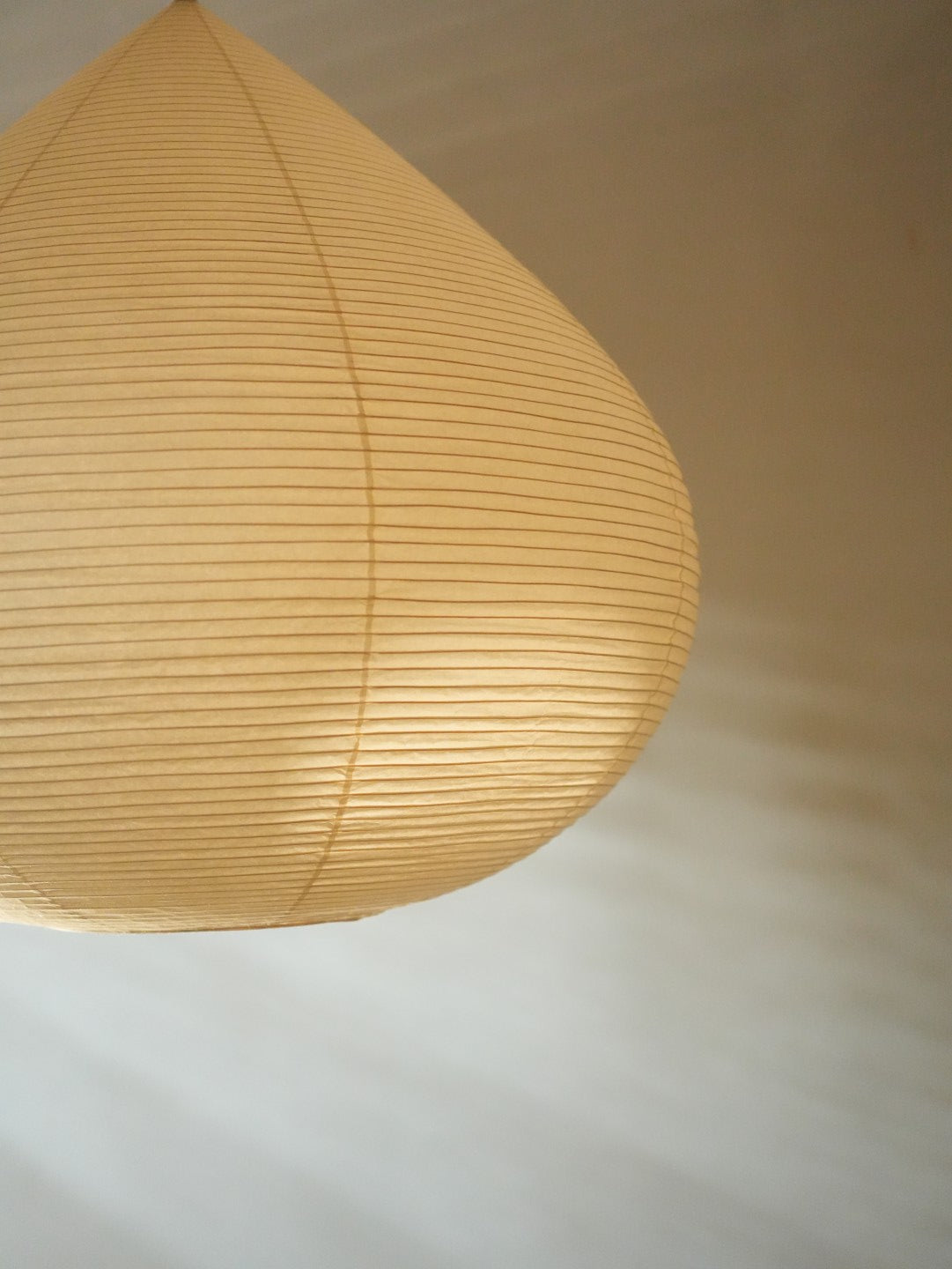 Drop Paper Lamp Tokyo K5 Hotel bulbous lantern Onion-Shaped Washi Pendant