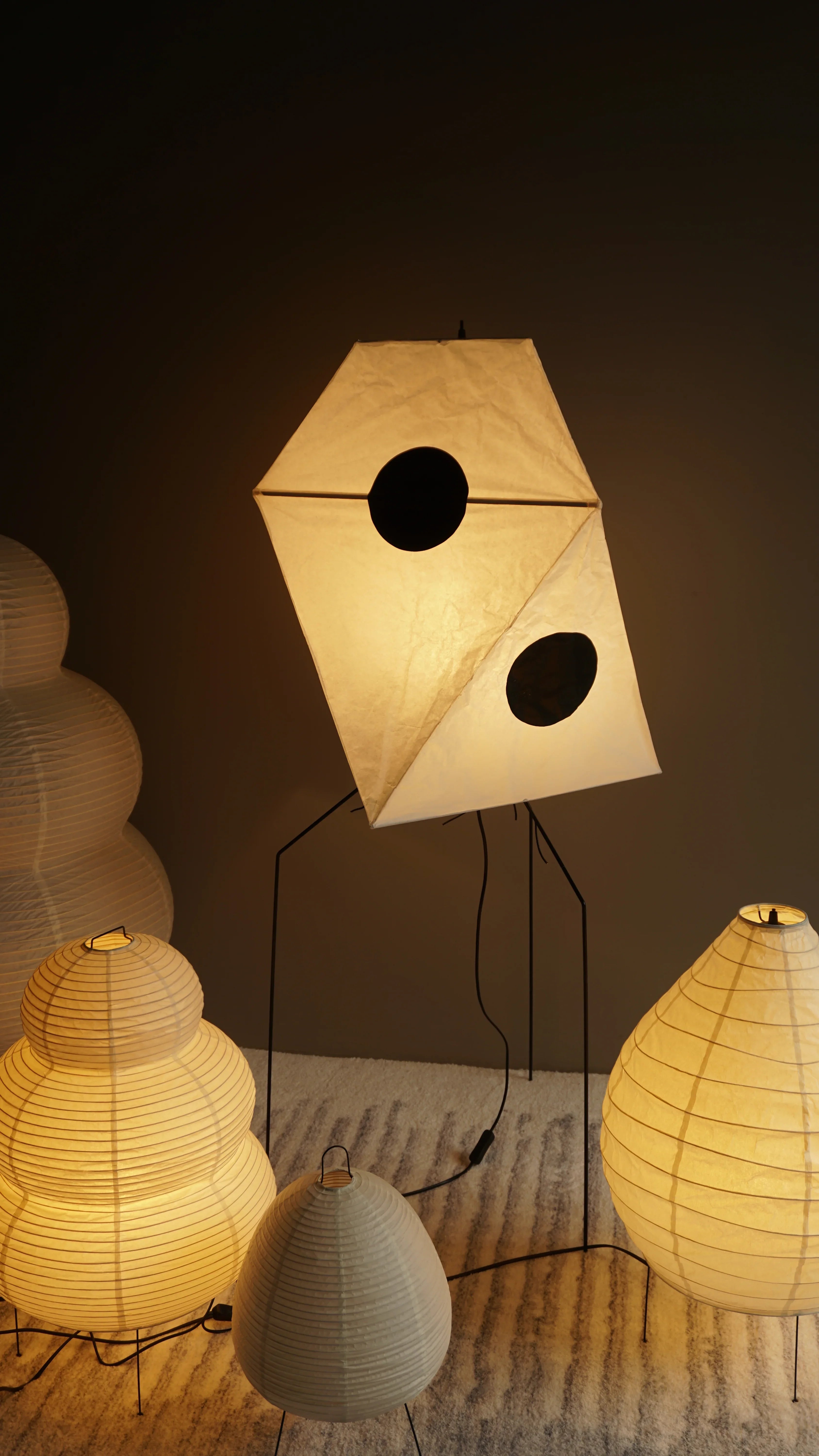 Hitomi Akari Floor Lamp UF3-Q Artisan Akari Floor Lamp - Captainsbamboo