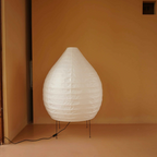 Akari 23N Washi-Stehlampe