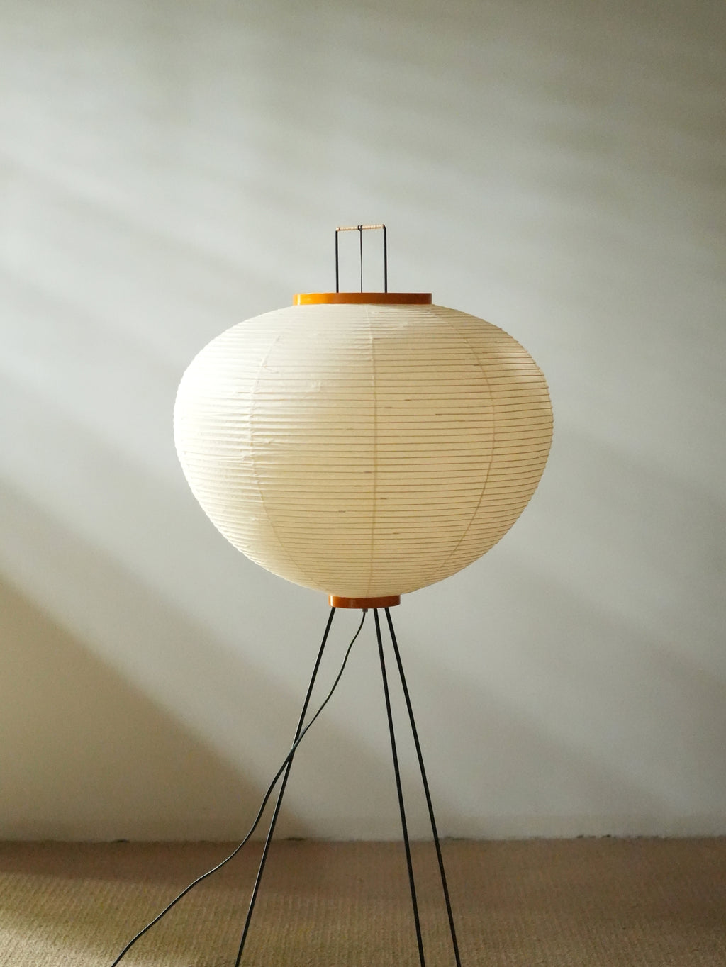 NOGUCHI AKARI 10A Floor Lamp — Large Washi Light Sculpture