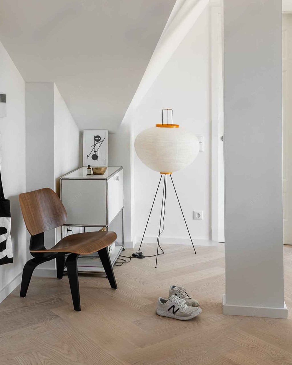 NOGUCHI AKARI 10A Floor Lamp — Large Washi Light Sculpture