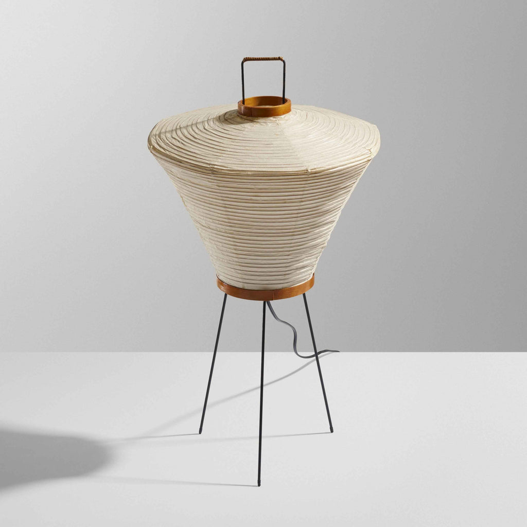 NOGUCHI AKARI 4A Table Lamp — Modern Washi Light Sculpture