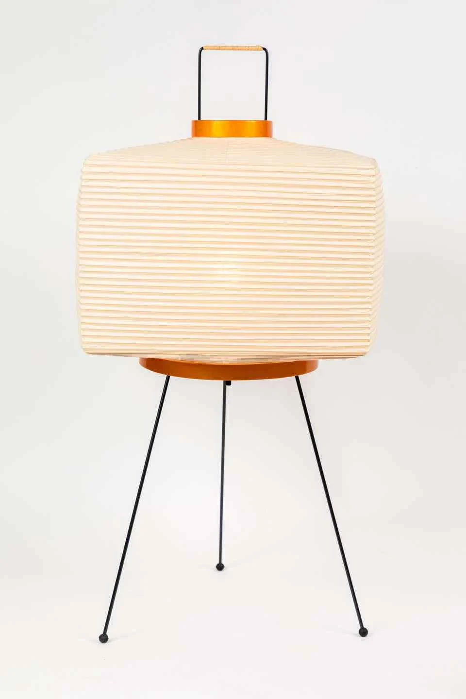 NOGUCHI AKARI 7A Table Lamp — Wide Washi Paper Lamp