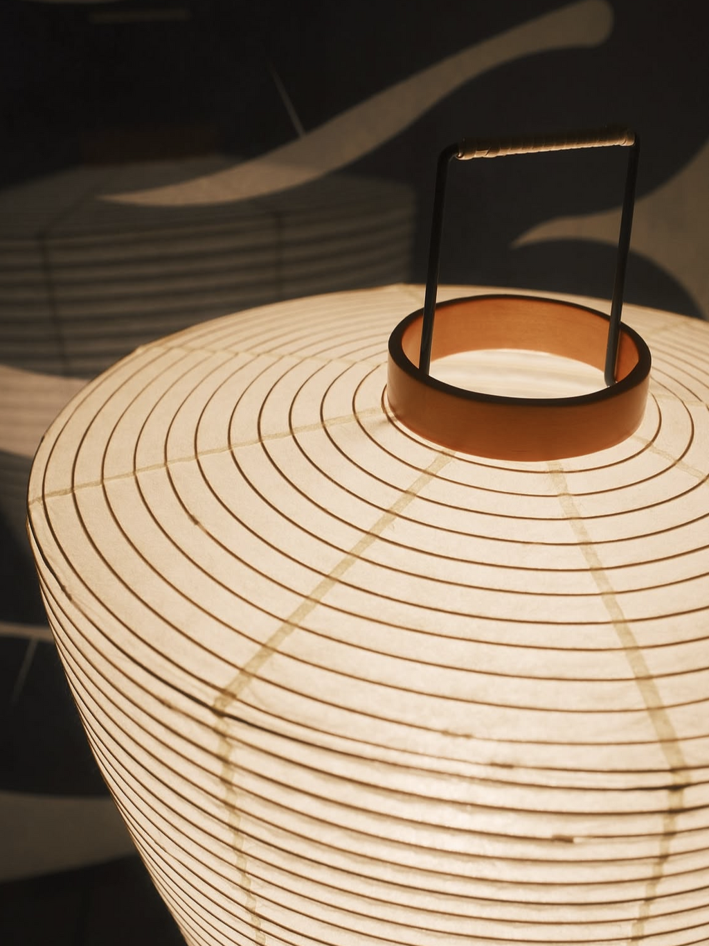 NOGUCHI AKARI 5A — Washi Paper Accent Table Lamp